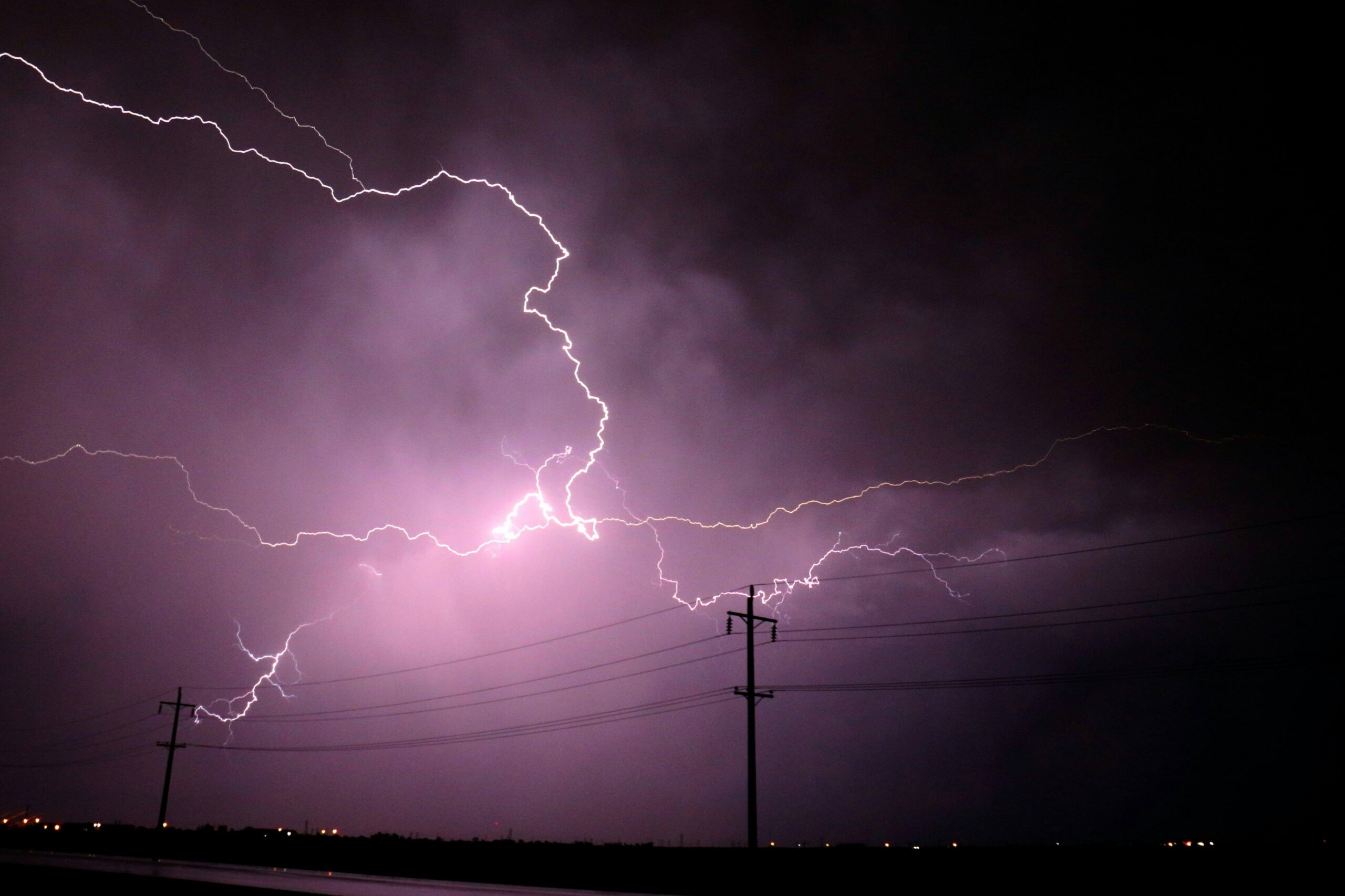 24/7 Emergency Electrical Services